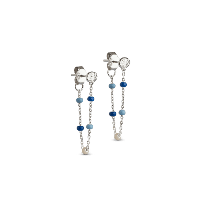 enamel lola oorbellen marine, zilverkleurige schakeloorbellen met blauwe en lichte parels. Model e140s-marine-e140s-marine-1