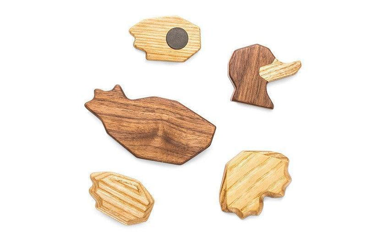 Fablewood Duck FW009-2, vijfdelig houten figuur in verschillende lichte en donkere tinten. ModelFW009-2