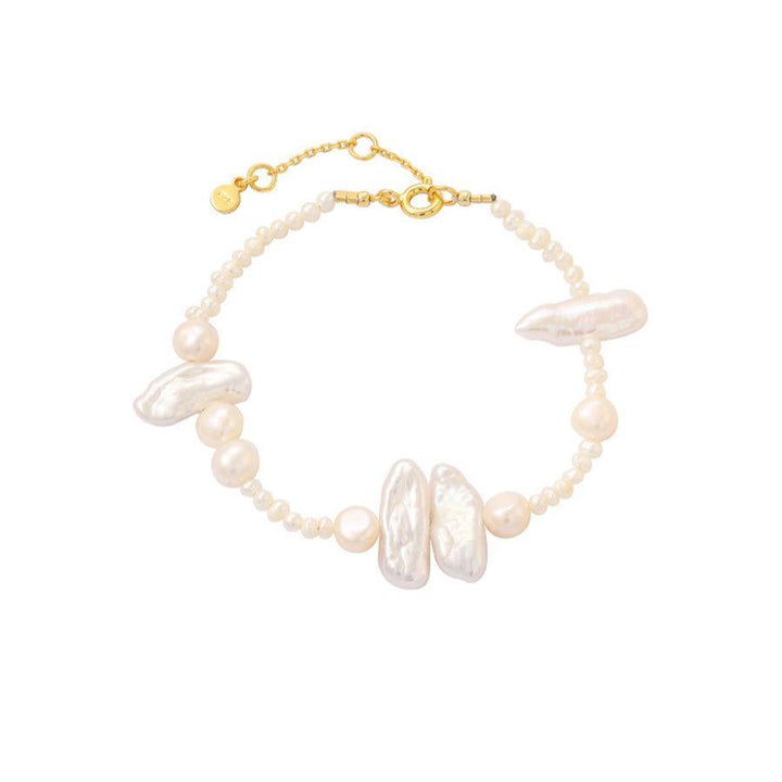 Hultquist Vera Armband zoetwaterparels verzilverd, elegant design met witte parels. ModelS08303G