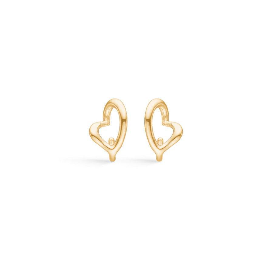 Mads Z 14kt. Melt My Heart Studs toont een paar open hartvormige studs in glanzend goud. Model1510106-1510106