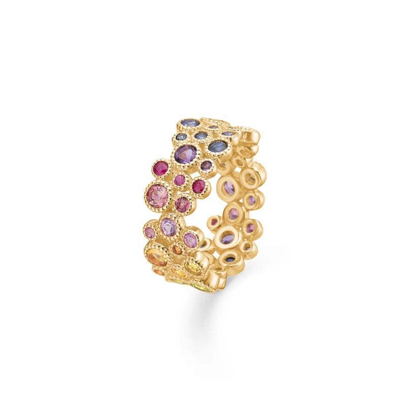 Mads Z Luxury Rainbow Ring in goud met kleurrijke edelstenen, elegant gedetailleerd ontwerp. Model1544063-001.