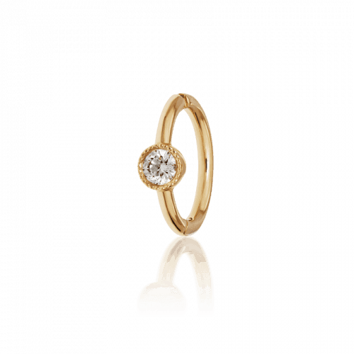 Maria Tash 6,5 mm Scalloped Diamond Clicker in 18kt goud met ronde diamant, eenvoudig model. Model xrsc65d-1