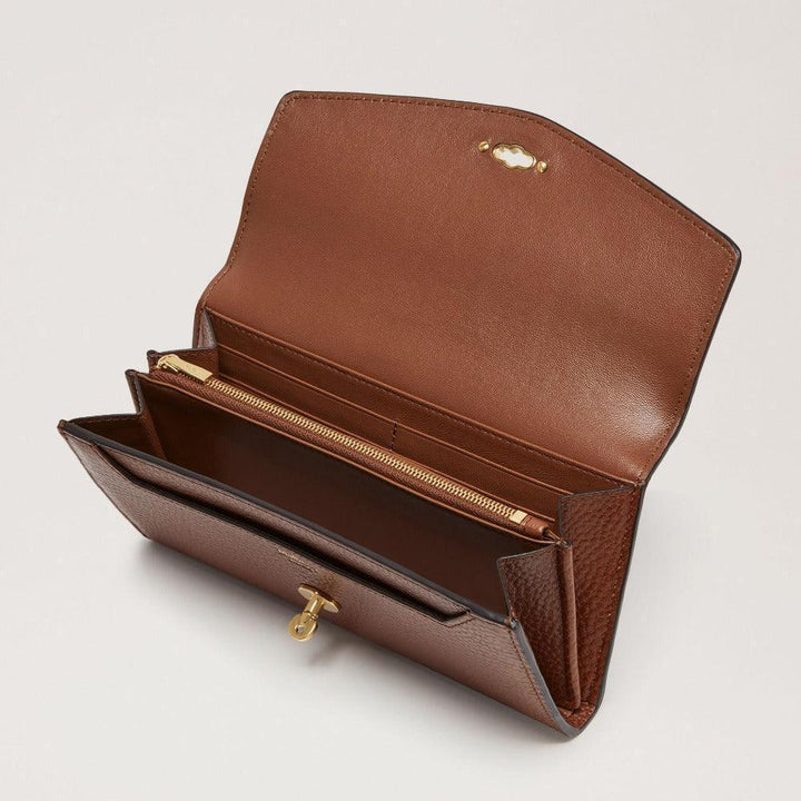 Mulberry Portemonnee Darley Portemonnee eiken in leer, open en met een ruim interieur. ModelRL7415552G110