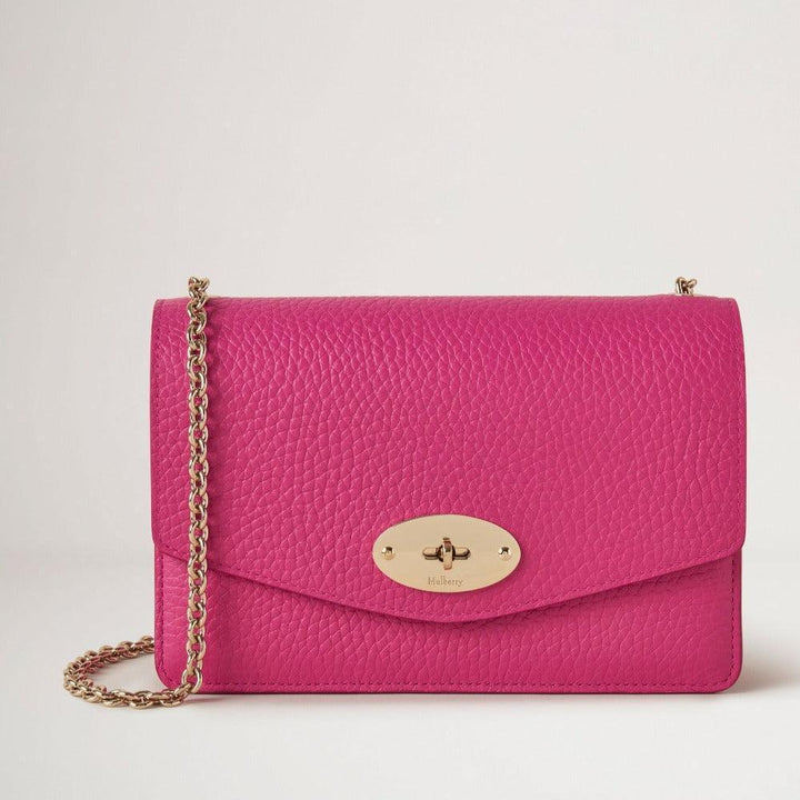 Mulberry Klein Darley, elegante schoudertas van roze leer met gouden kettingriem en sluiting. ModelRL6845736J191