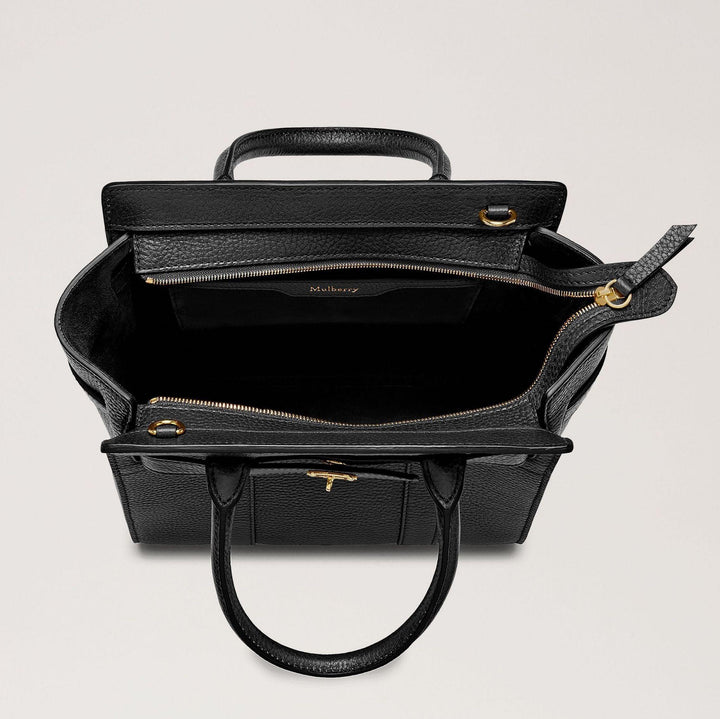 Mulberry Tas Mini met ritssluiting Bayswater Kleine Classic Grain Black, open zwarte leren tas met gouden rits en handvat. ModelHH4949205A100